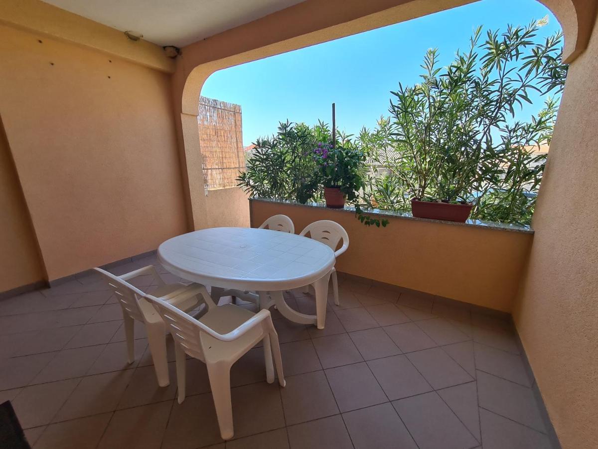 Apartments Barbati Кустичи Экстерьер фото