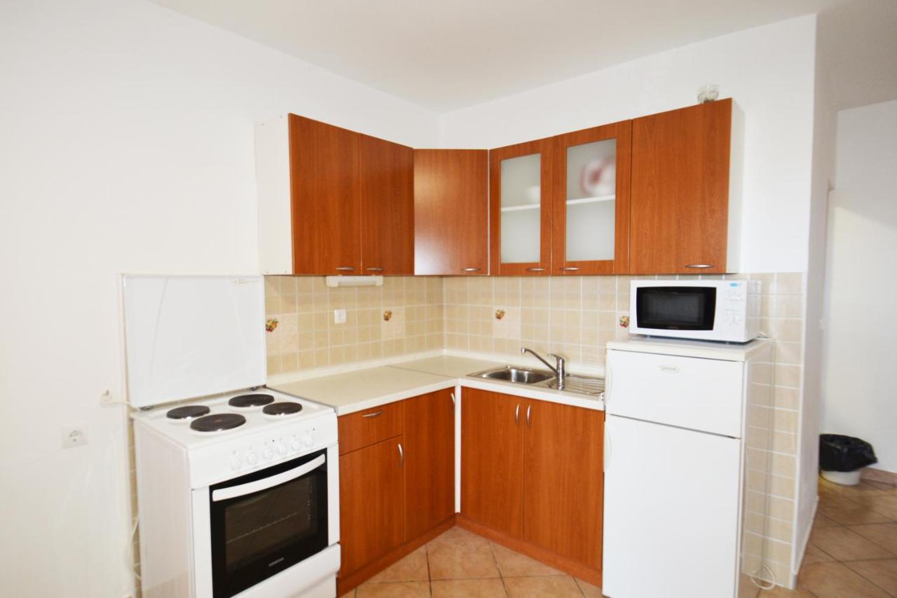 Apartments Barbati Кустичи Экстерьер фото