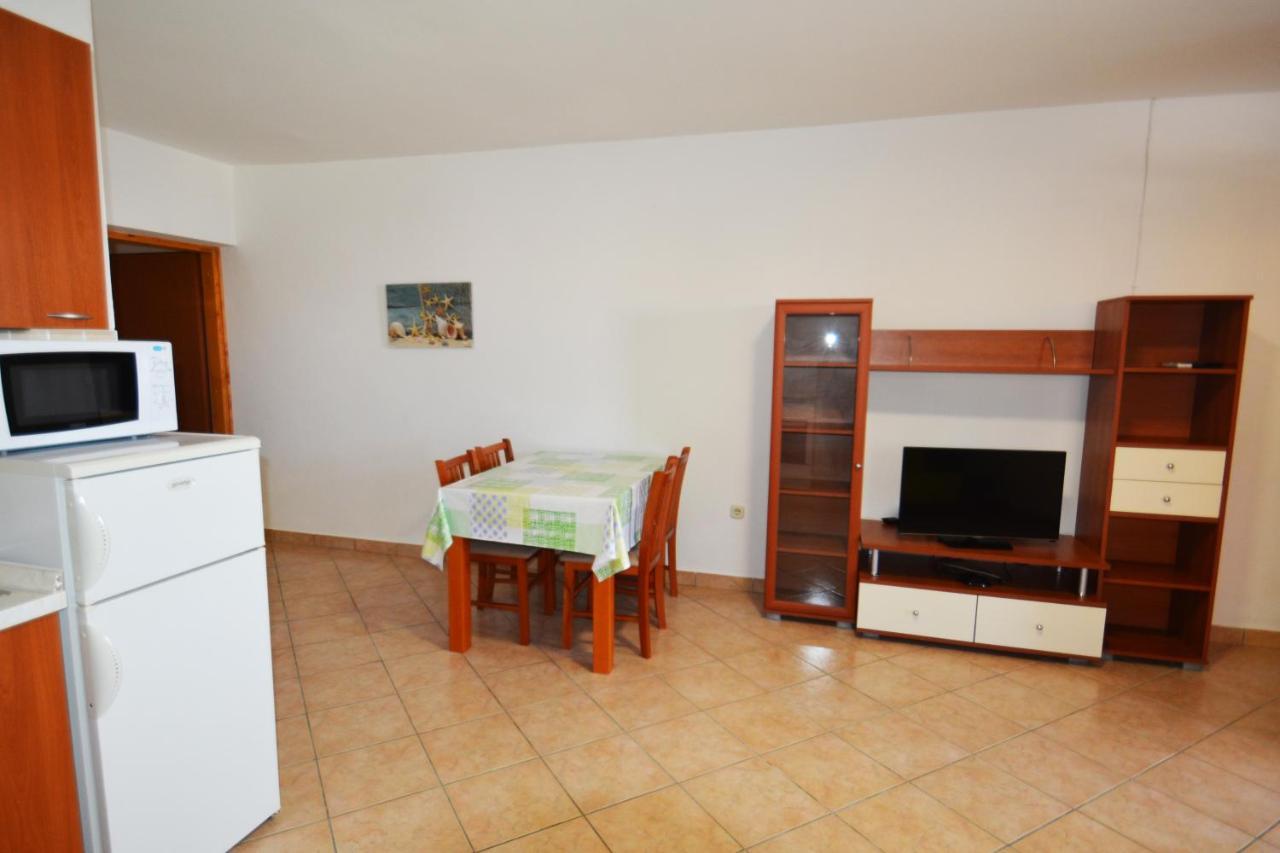 Apartments Barbati Кустичи Экстерьер фото