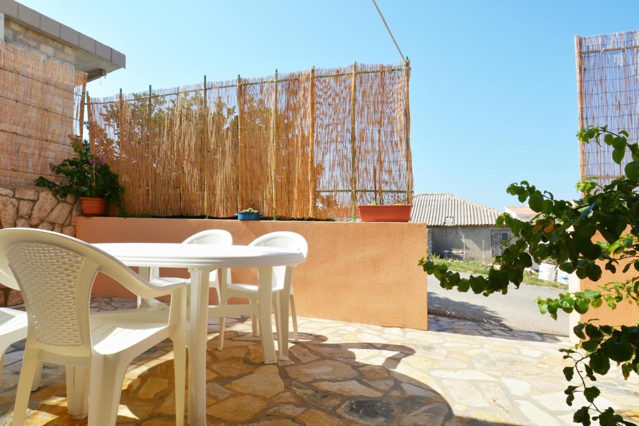 Apartments Barbati Кустичи Экстерьер фото
