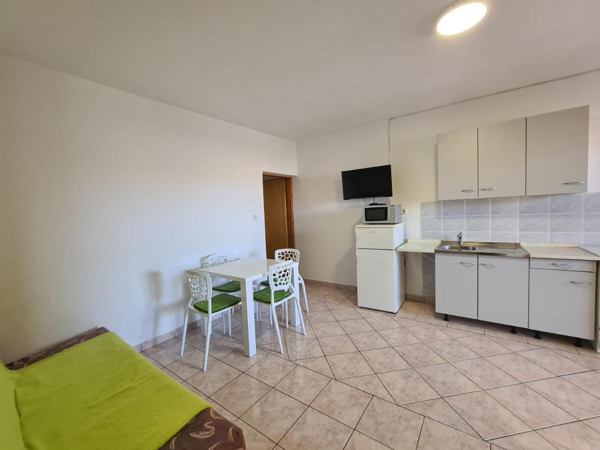 Apartments Barbati Кустичи Экстерьер фото