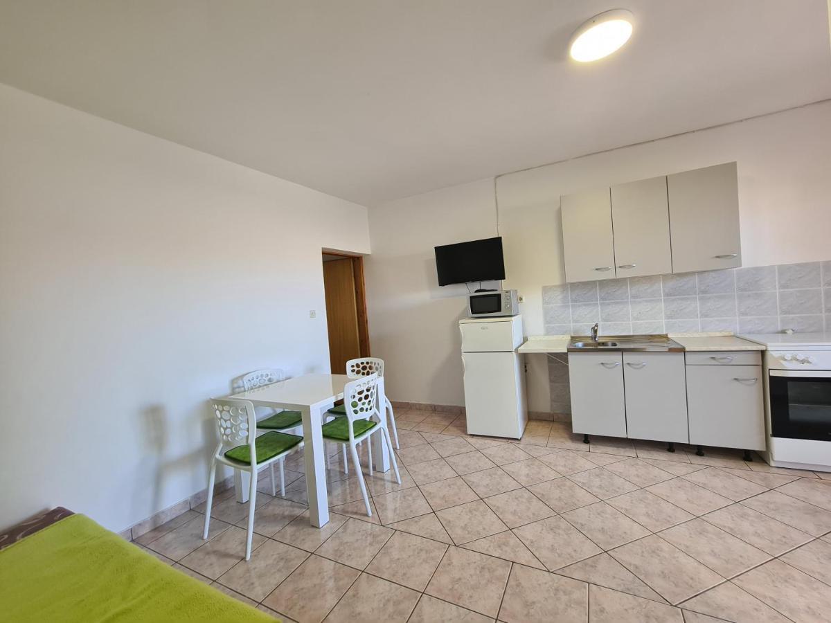 Apartments Barbati Кустичи Экстерьер фото