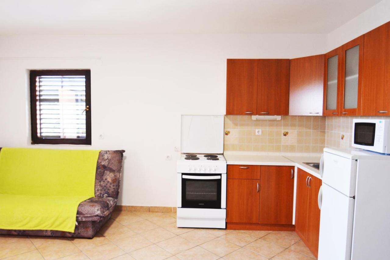 Apartments Barbati Кустичи Экстерьер фото