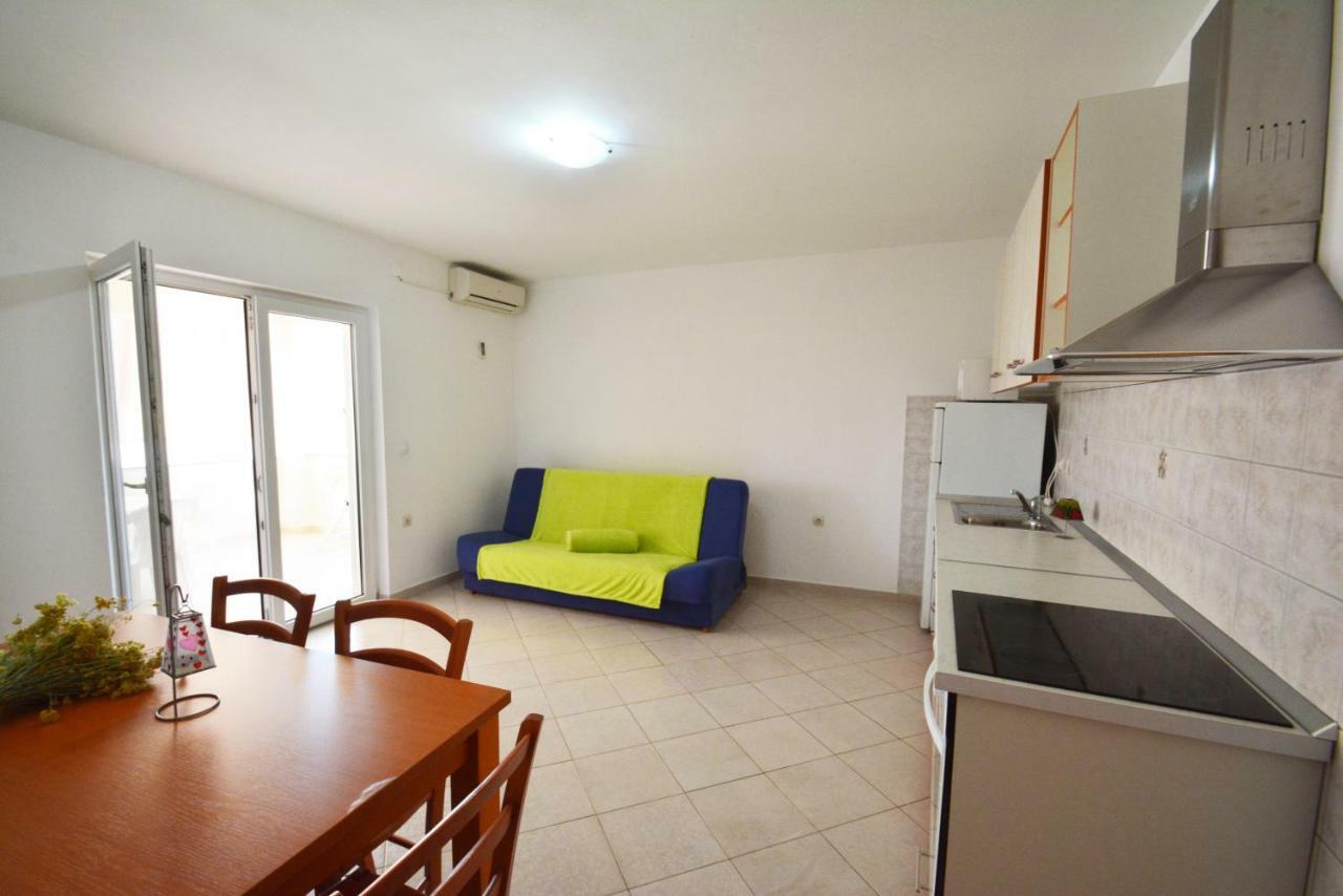 Apartments Barbati Кустичи Экстерьер фото