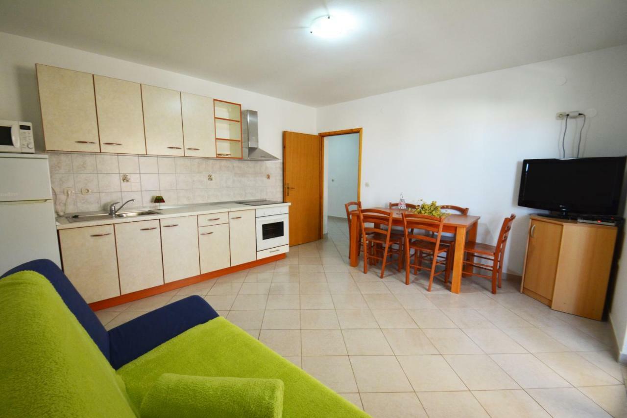 Apartments Barbati Кустичи Экстерьер фото