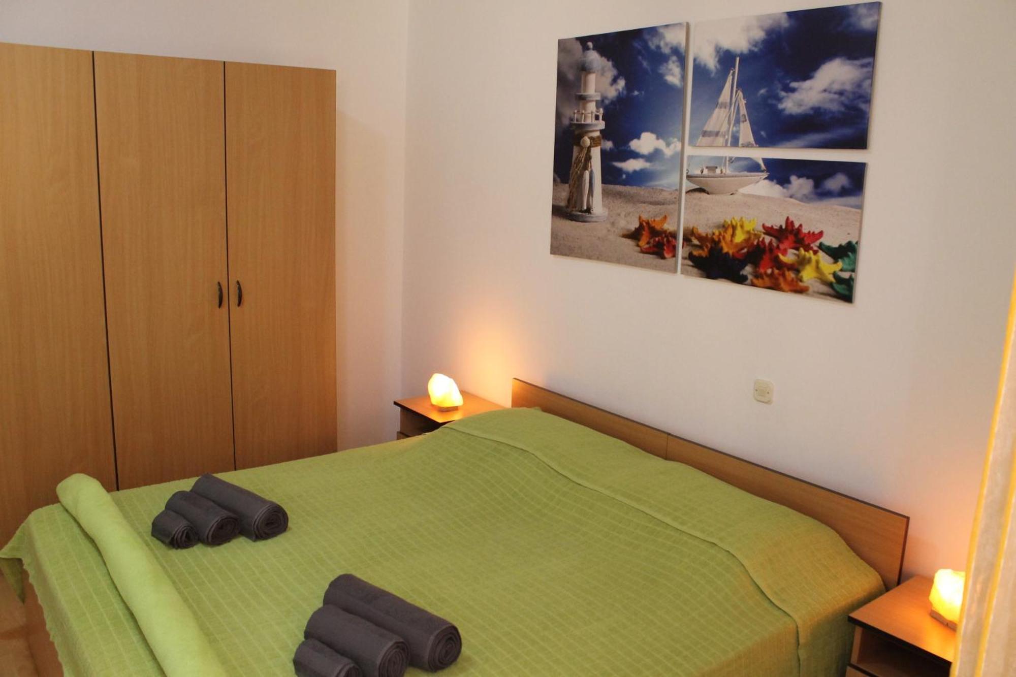 Apartments Barbati Кустичи Экстерьер фото