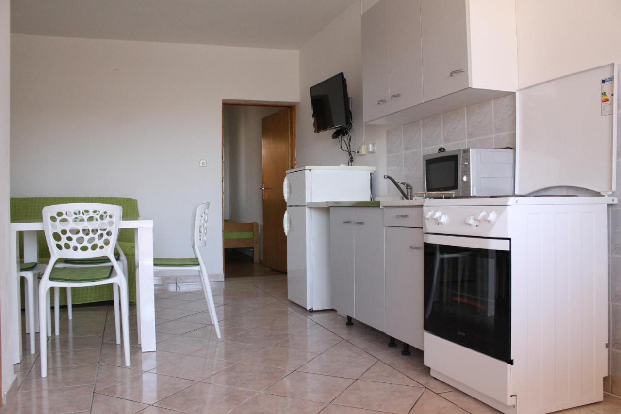 Apartments Barbati Кустичи Экстерьер фото